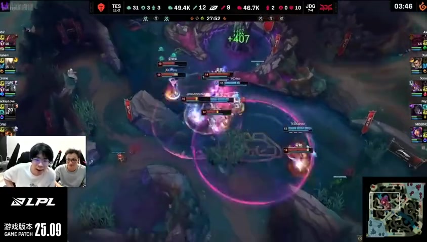 Wayward看TES四打五赢团:感觉这上野才是C位,双C玩的像坦克!